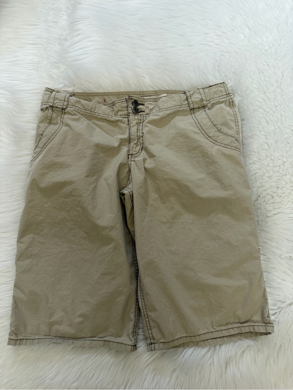 Mossimo Classic Khaki Bermuda Casual Shorts Sz 9